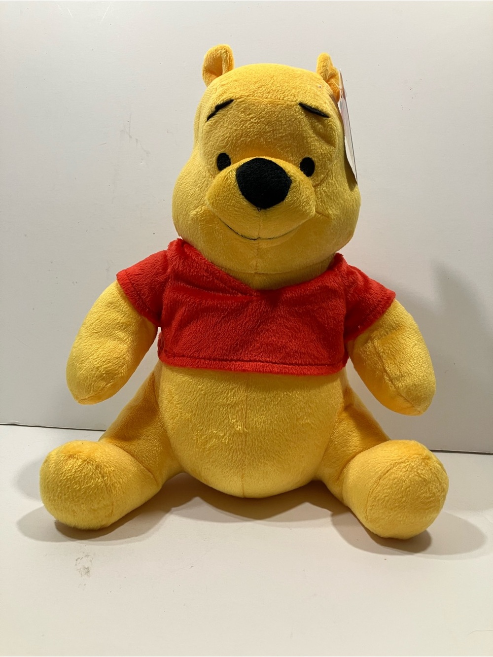 Winnie the Pooh Plush NEW - Picture 9 of 13